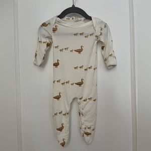 Kate Quinn bamboo duck footie 0-3 mos